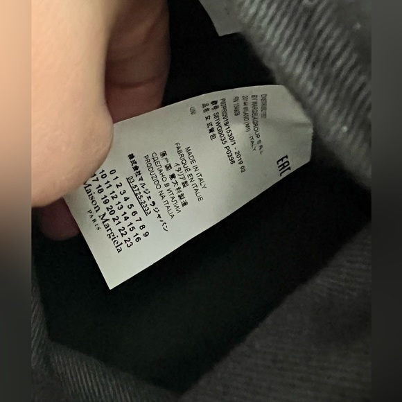 Maison Margiela Black Small 5AC Bucket Bag - Picture 5 of 7